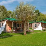 Ferienhaus Mit Kamin Am Achterwasser In Luetow
